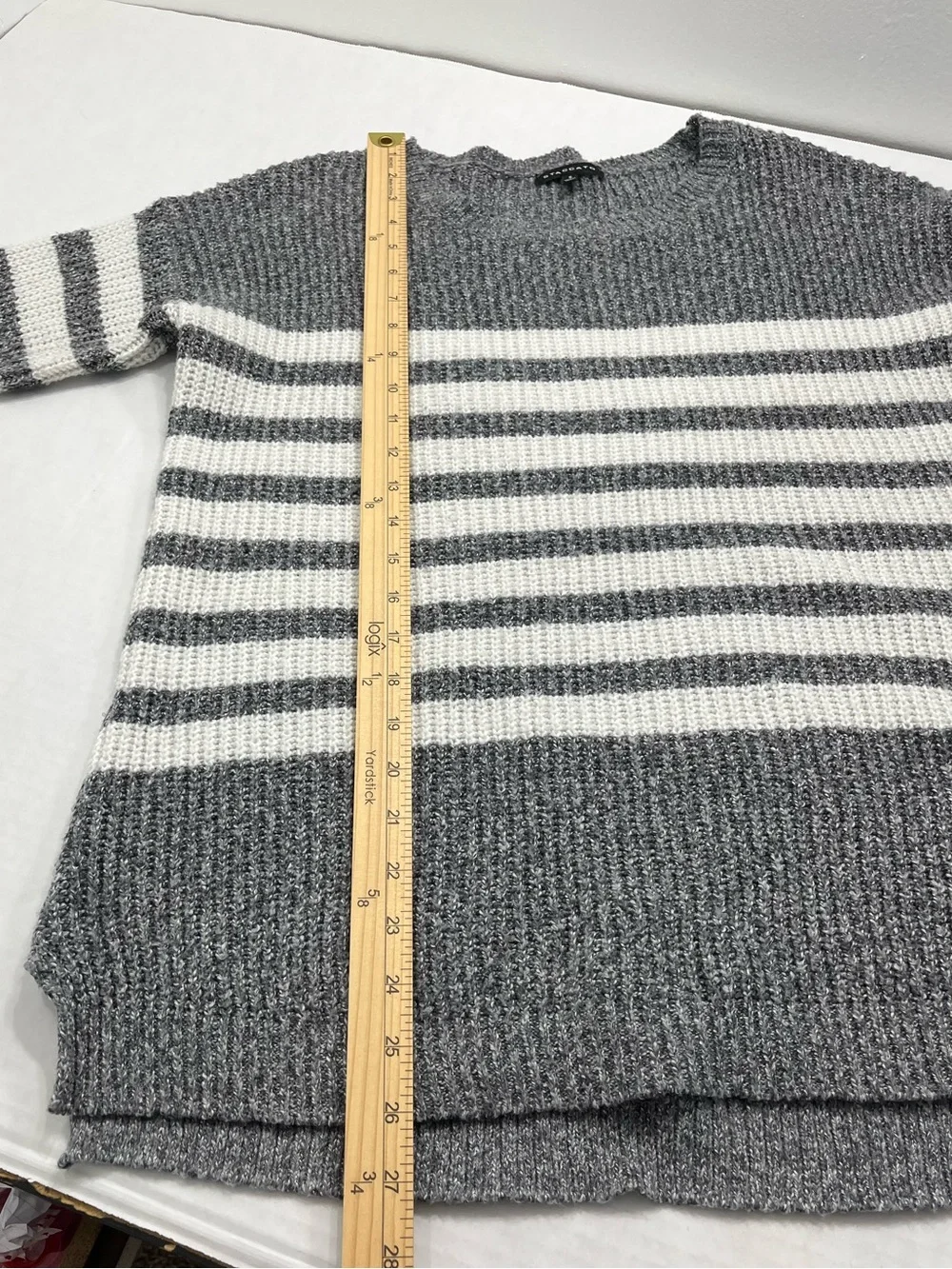 Staccato striped cozy